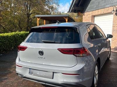 Gebraucht VW Golf VIII 150 PS (110 kW) 2022 Grau Limousine