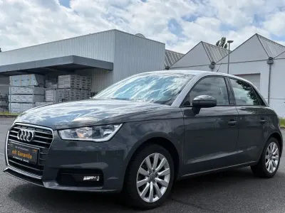 Gebraucht Audi A1 Sportback Basis 95 PS (69 kW) 2017 Grau Kleinwagen