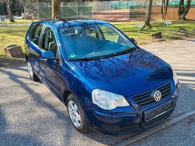 Gebraucht VW Polo Comfortline 64 PS (47 kW) 2006 Violet Kleinwagen
