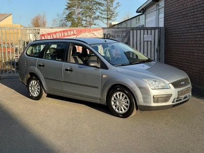 Gebraucht Ford Focus 115 PS (84 kW) 2005 Grau Kombi