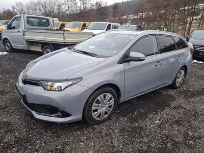 Gebraucht Toyota Auris Touring Sports Team 116 PS (85 kW) 2018 Grau Kombi