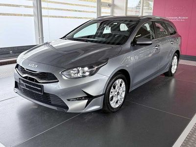 Gebraucht Kia Ceed Sportswagon 160 PS (117 kW) 2022 Lunarsilber Kombi