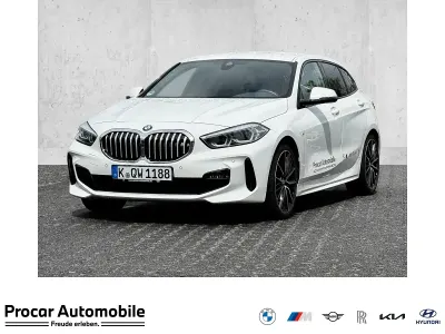 Gebraucht BMW 120 M Sport 178 PS (130 kW) 2023 Weiß Kleinwagen