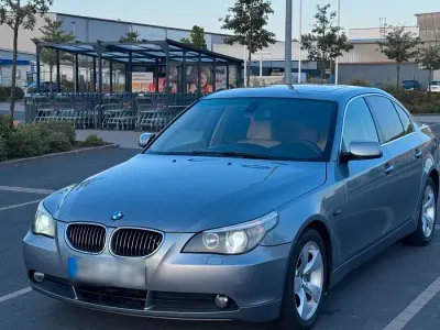 Gebraucht BMW 523 177 PS (130 kW) 2006 Silber Limousine