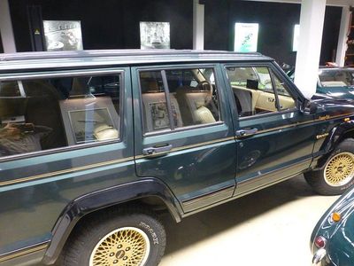 Gebraucht Jeep Cherokee Limited 170 PS (125 kW) 1990 Grün SUV