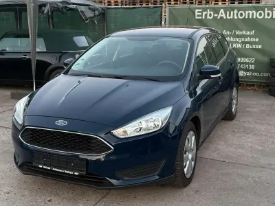 Gebraucht Ford Focus 100 PS (73 kW) 2016 Blau Kombi
