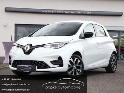 Second-hand Renault Zoe Evolution 50 kW (69 CP) 2022 Alb Hatchback