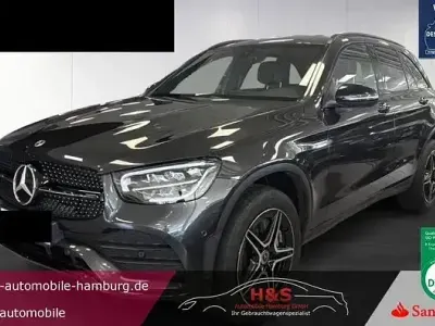 Używany Mercedes GLC300e AMG line 320 KM (235 kW) 2022 Szary SUV