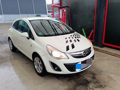 Gebraucht Opel Corsa 87 PS (63 kW) 2011 Weiß Kleinwagen