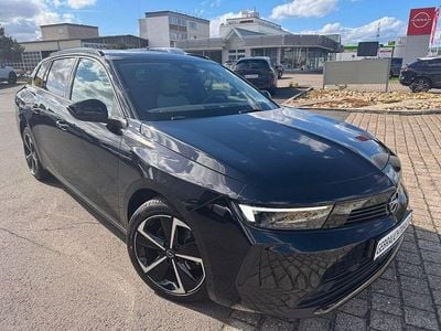 Używany Opel Astra Elegance 131 KM (96 kW) 2024 Czarny Kombi