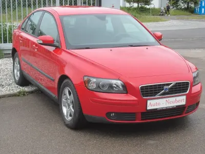 Gebraucht Volvo S40 125 PS (91 kW) 2006 Passion red Limousine