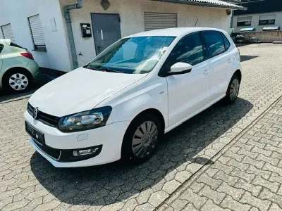 Gebraucht VW Polo Life 69 PS (50 kW) 2013 Weiß Kleinwagen