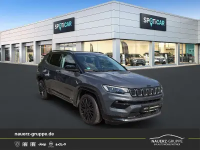 Gebraucht Jeep Compass 131 PS (96 kW) 2024 Graphite grey metallic SUV