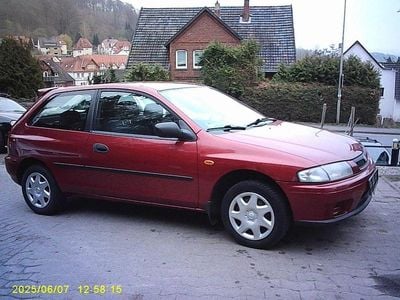 Gebraucht Mazda 323F 88 PS (64 kW) 1998 Rot