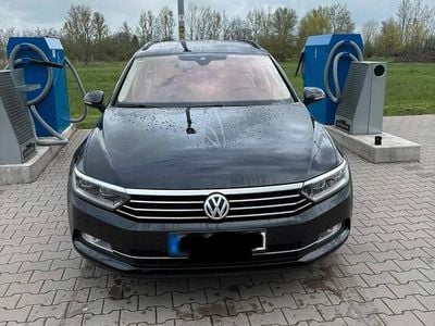 Second-hand VW Passat 150 CP (110 kW) 2019 Negru Break