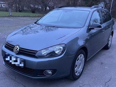 Gebraucht VW Golf VI Match 122 PS (89 kW) 2012 Grau Kleinwagen
