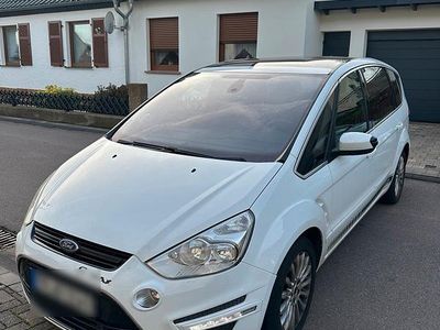 Weiß Gebraucht 2013 Ford S-MAX S Van / Kleinbus | 7.450 € (Fairer Preis)
