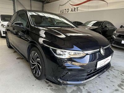 Gebraucht VW Golf VIII R-line 150 PS (110 kW) 2021 Deep black perleffekt Limousine