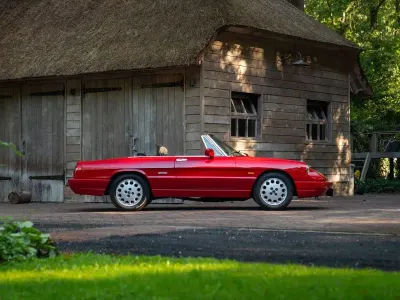 Gebraucht Alfa Romeo Spider Quadrifoglio Verde 117 PS (86 kW) 1990 Rot Cabrio