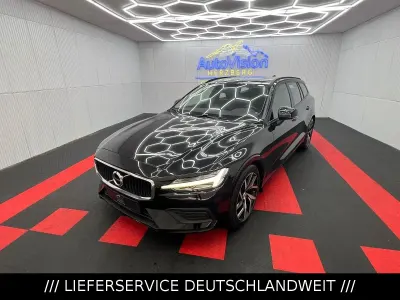 Gebraucht Volvo V60 Momentum 150 PS (110 kW) 2019 Schwarz Kombi