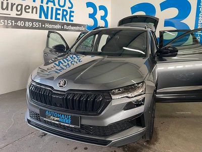 Neu Skoda Karoq SportLine 150 PS (110 kW) 2026 Grau SUV