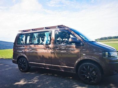 Usata VW Caravelle 179 CV (131 kW) 2013 Marrone Furgone