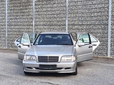 Gebraucht Mercedes C180 122 PS (89 kW) 1998 Silber Limousine