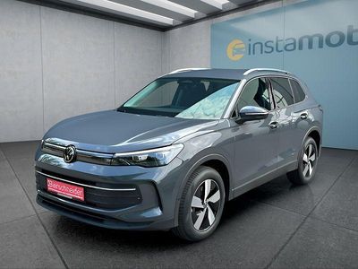 Grau Gebraucht 2024 VW Tiguan SUV | 41.099 € (Guter Preis)