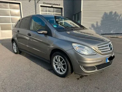 Gebraucht Mercedes B170 116 PS (85 kW) 2006 Grau Van / Kleinbus