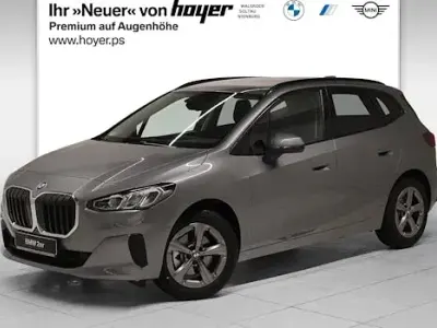 Neu BMW 218 Shadowline 136 PS (100 kW) 2025 Grau Kombi