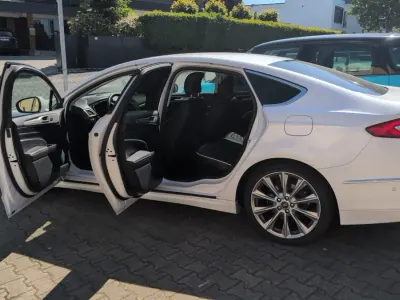 Gebraucht Ford Mondeo Vignale 211 PS (155 kW) 2016 Weiß Limousine