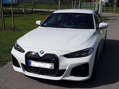 Weiß Gebraucht 2023 BMW i4 M Sport Limousine | 44.500 € (Fairer Preis)