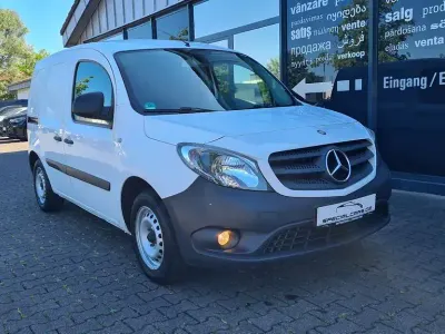 Używany Mercedes Citan 111 110 KM (80 kW) 2018 Biały Van