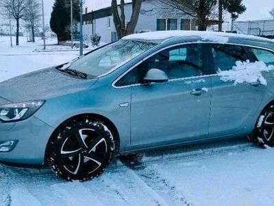 gebraucht Opel Astra sports tourer diesel 2.0 Automatik Getriebe in gutem