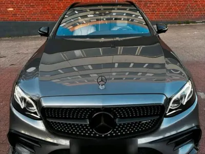 Gebraucht Mercedes E400 AMG line 340 PS (250 kW) 2018 Grau Kombi