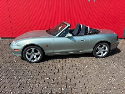 Gebraucht Mazda MX5 110 PS (80 kW) 2002 Silber Cabrio