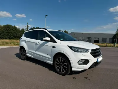 Gebraucht Ford Kuga ST-Line 182 PS (133 kW) 2018 Weiß SUV