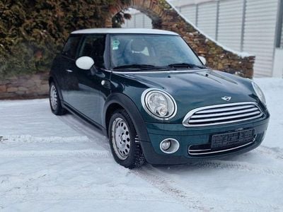 Grün Gebraucht 2007 Mini Cooper Kleinwagen | 5.900 € (Etwas zu teuer)