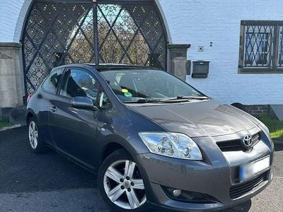Usata Toyota Auris 124 CV (91 kW) 2009 Grigio Utilitaria