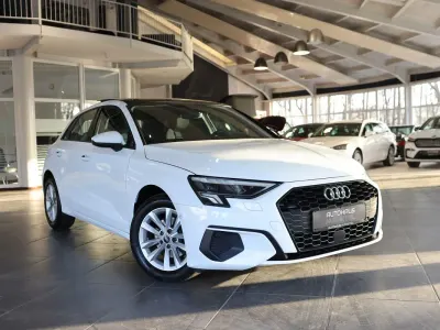 Gebraucht Audi A3 Comfort 116 PS (85 kW) 2023 Weiß Limousine