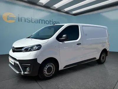Gebraucht Toyota Proace 122 PS (89 kW) 2021 Weiß Van / Kleinbus