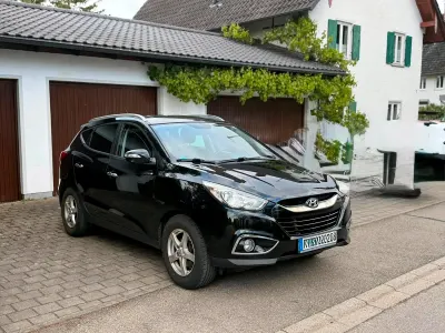 Gebraucht Hyundai ix35 163 PS (119 kW) 2013 Schwarz SUV