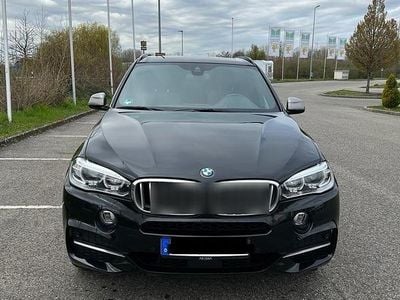BMW X5 M50