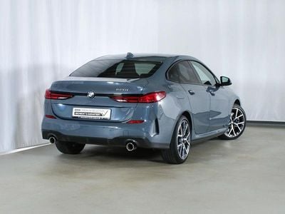 Grau Gebraucht 2023 BMW 220 M Sport Coupé | 32.670 € (Guter Preis)