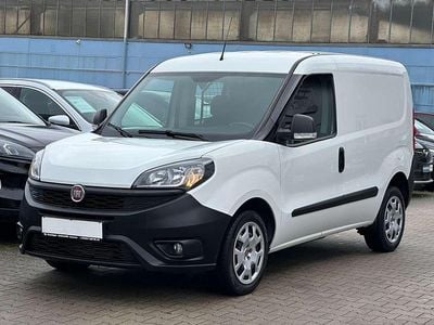 Gebraucht Fiat Doblò 95 PS (69 kW) 2020 Bianco banchisa/pack/canova Van / Kleinbus