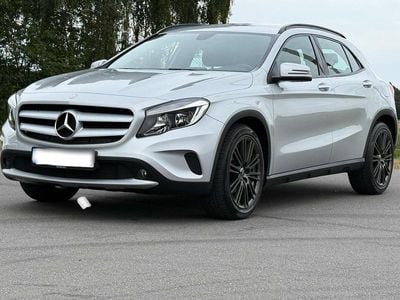 Mercedes GLA200