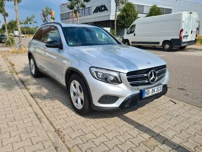 Gebraucht Mercedes GLC250 204 PS (150 kW) 2015 Silber metallic SUV
