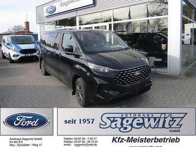 Usata Ford Tourneo Titanium 150 CV (110 kW) 2025 Nero Monovolume