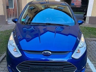 Blau Gebraucht 2016 Ford B-MAX Titanium Van / Kleinbus | 6.200 € (Guter Preis)