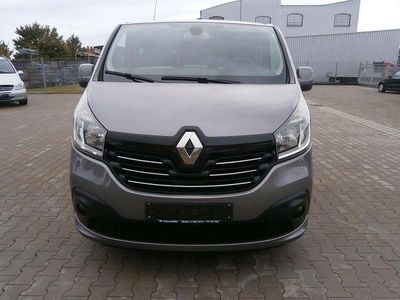 Gebraucht Renault Trafic Expression 121 PS (88 kW) 2019 Grau Van / Kleinbus